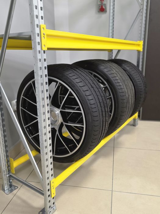 Rafturi metalice