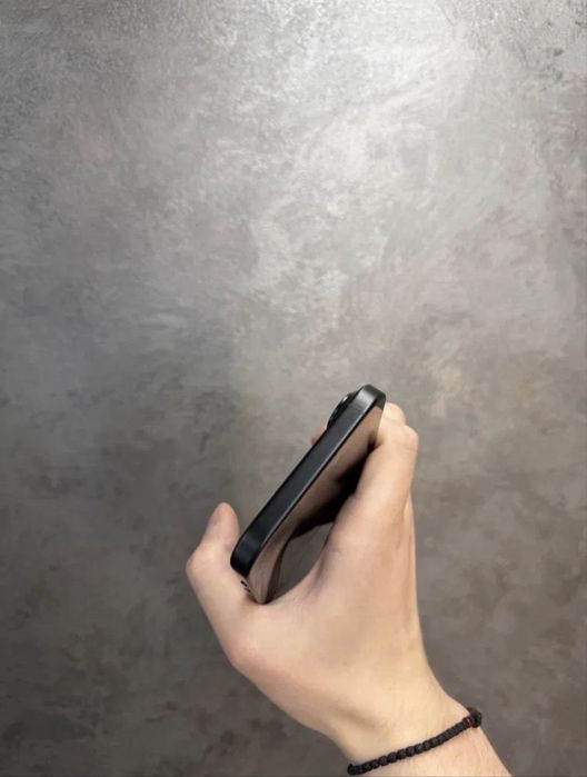 Iphone 16 Black 100%