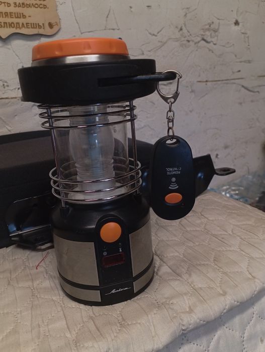 Продам кемпинговый фонарь.