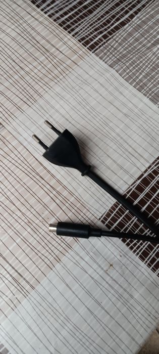 Vând trotineta electrica xiaomi defectă