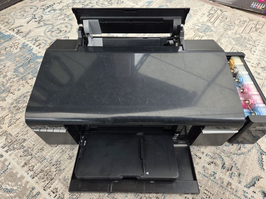 Принтер Epson L805 цветной.