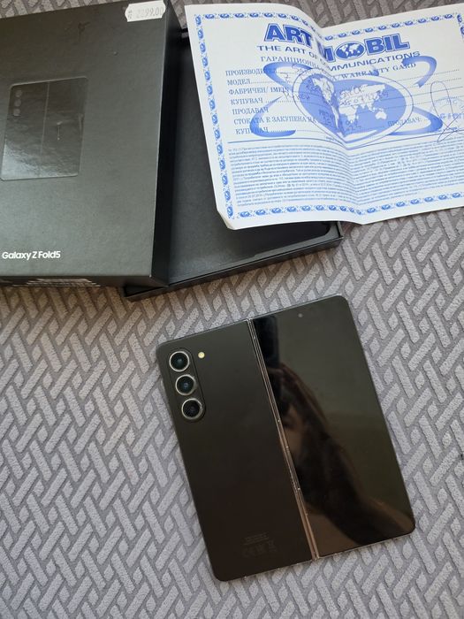 Samsung galaxy z fold 5