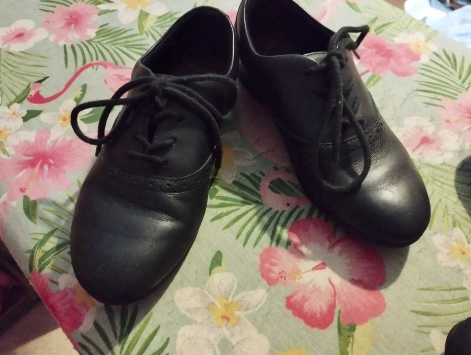 Детски обувки Clarks от естествена кожа