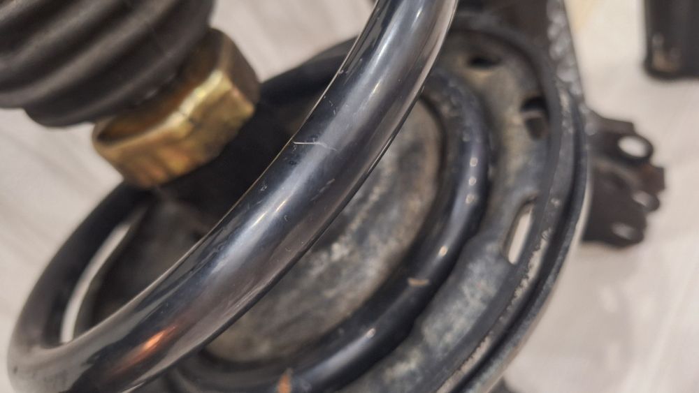 Амортизаторы Виндом 30 кузов.  Tems