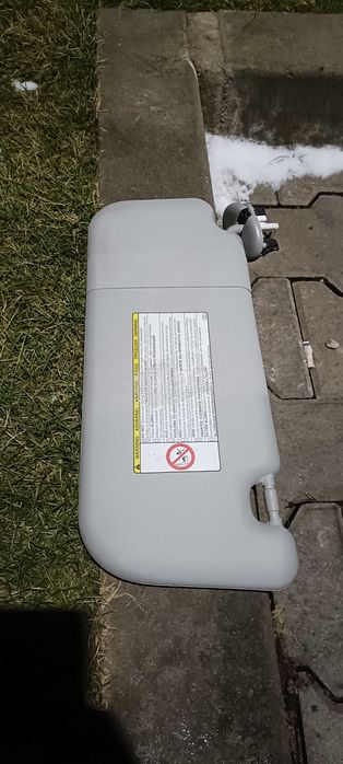 Parasolar toyota auris 2008