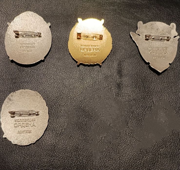 Продаются копии орденов Красного знамени.
