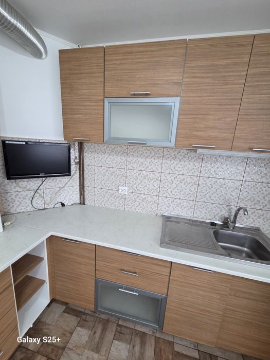 Vand mobila bucatarie