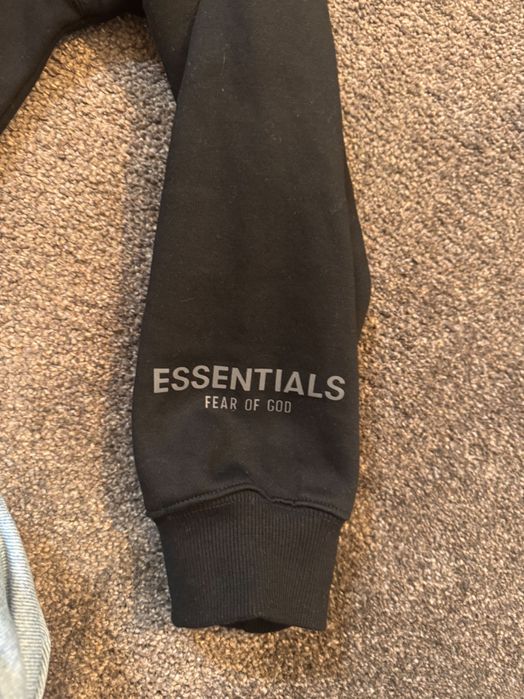 hanorac essentials negru