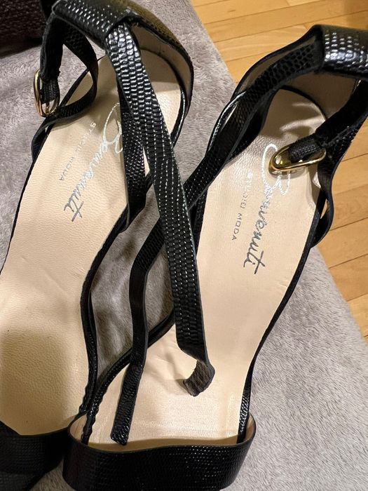 Noi - Sandale Benvenuti elegante si finute!