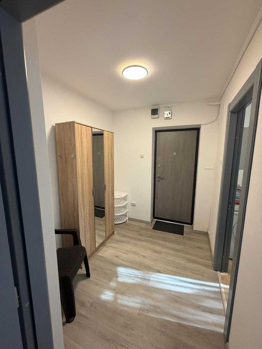 Inchirez apartament ultracentral langa Tribunal SV.,parter inalt.pentru locuit sau spatiu comercial,birouri.coafor,etc.