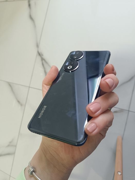 Telefon Honor 90 512 GB