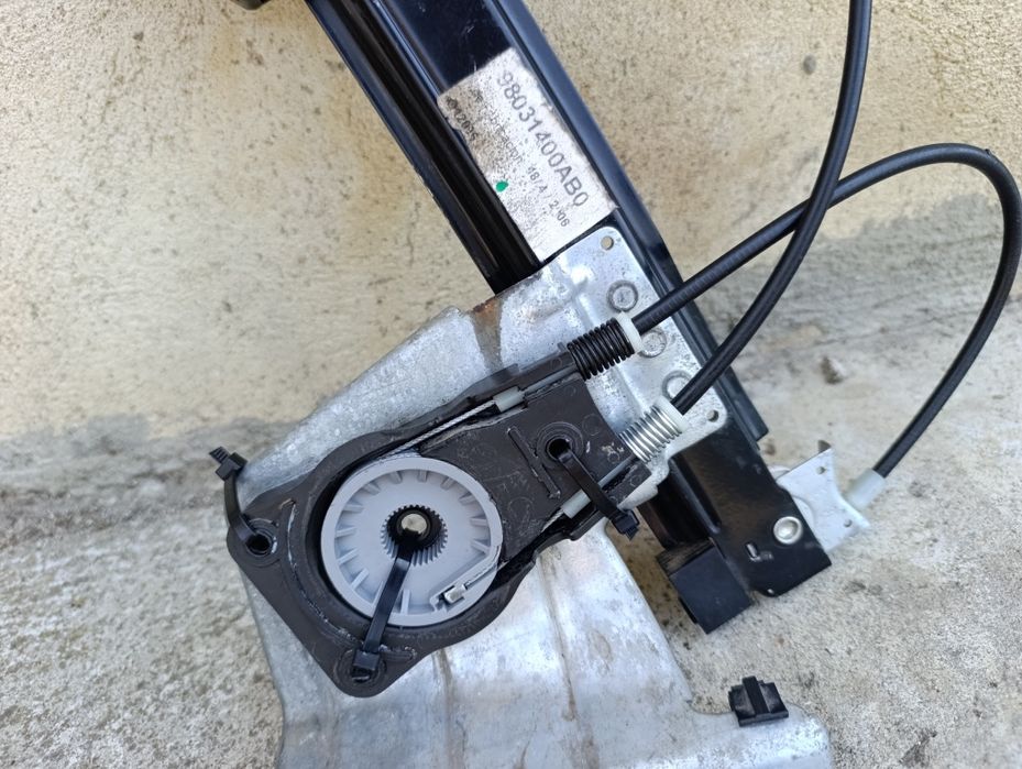 Macara geam electric spate dreapta Mitsubishi Colt CZC cabriolet
