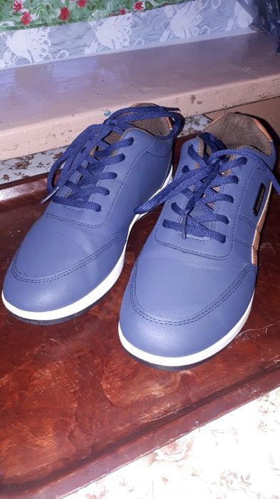 Кроссовки мужские