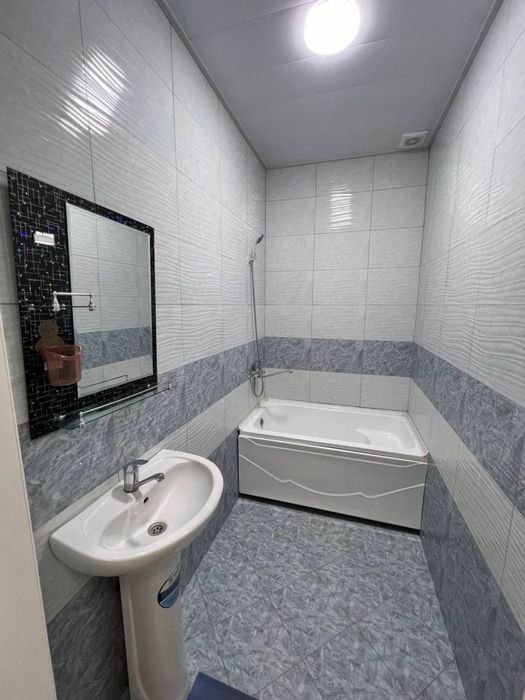 Срочно! Сдаётся 3 х ком квартира Узбекистанская