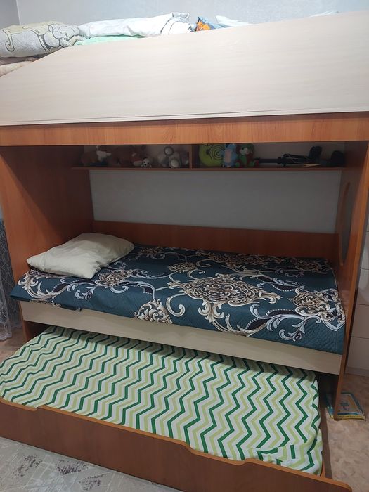 Кровать двухярусная