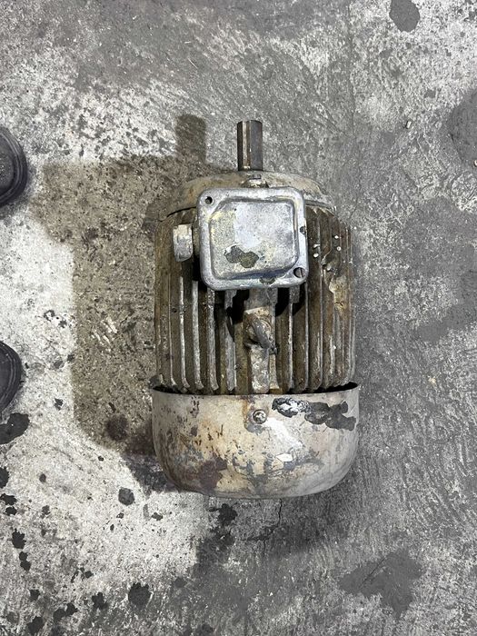 продам электродвигатель