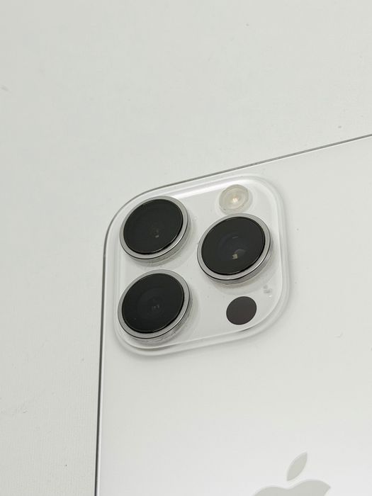 НОВ! Apple iPhone 16 Pro Max White Titanium 512ГБ