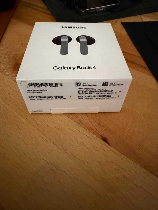 Căsti Samsung Galaxy Buds4 Black – Ca noi, Factură + Garanție, Folosite 3 minute