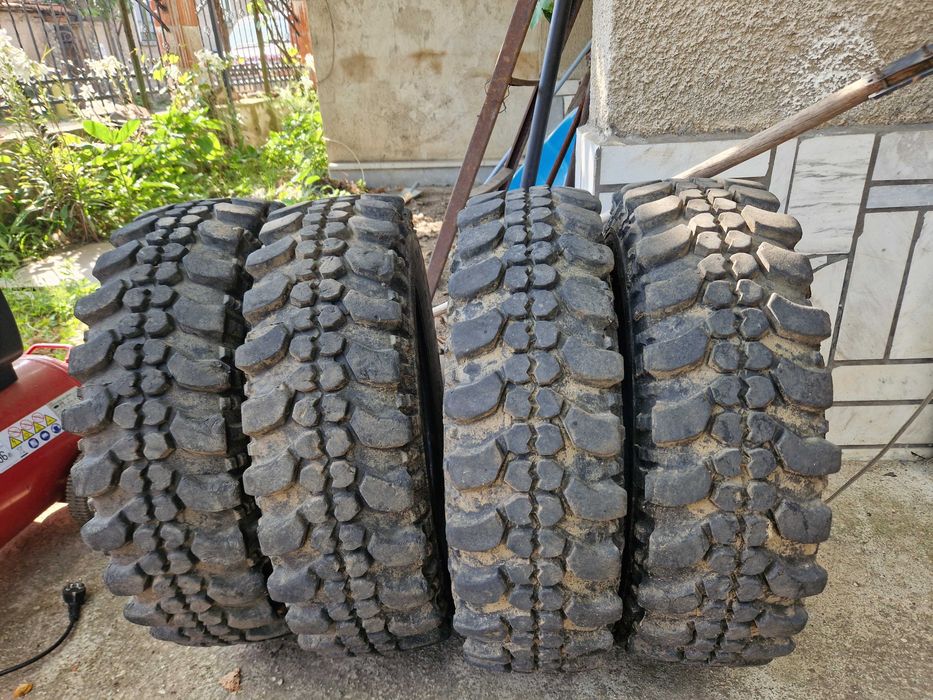 Продавам гуми с джанти SPECIAL TRACK 195/80/R15