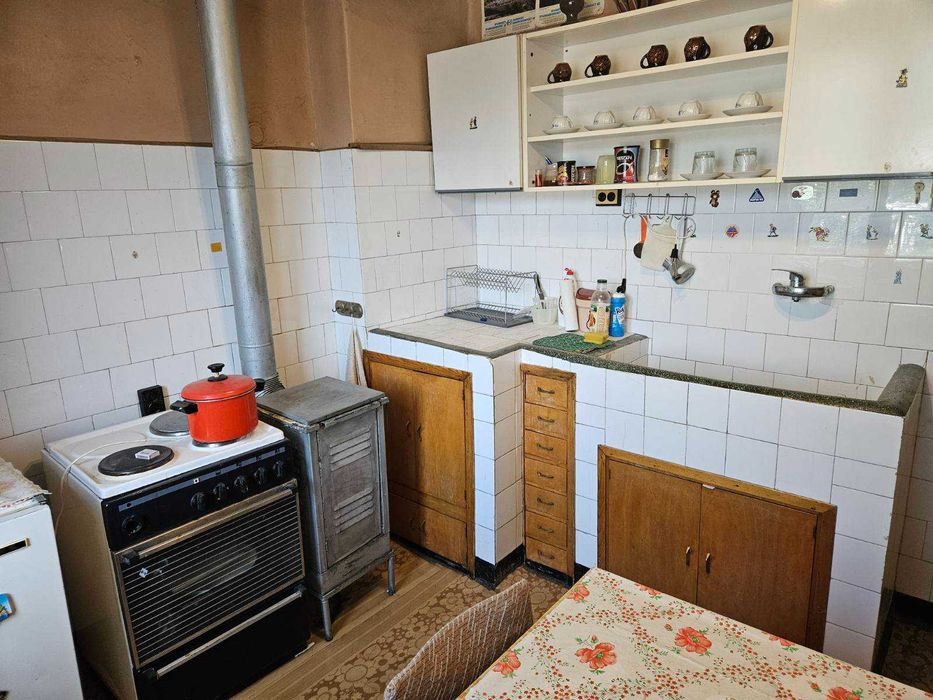 Продава се Четиристаен апартамент в Сливен, Клуцохор - 79 кв.м за 975 €/кв.м - Снимка #6