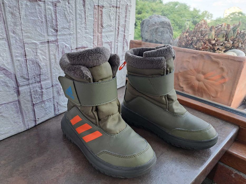 детски ботуши,зимни обувки,боти,апрески,Adidas номер33,5 за момче,адид