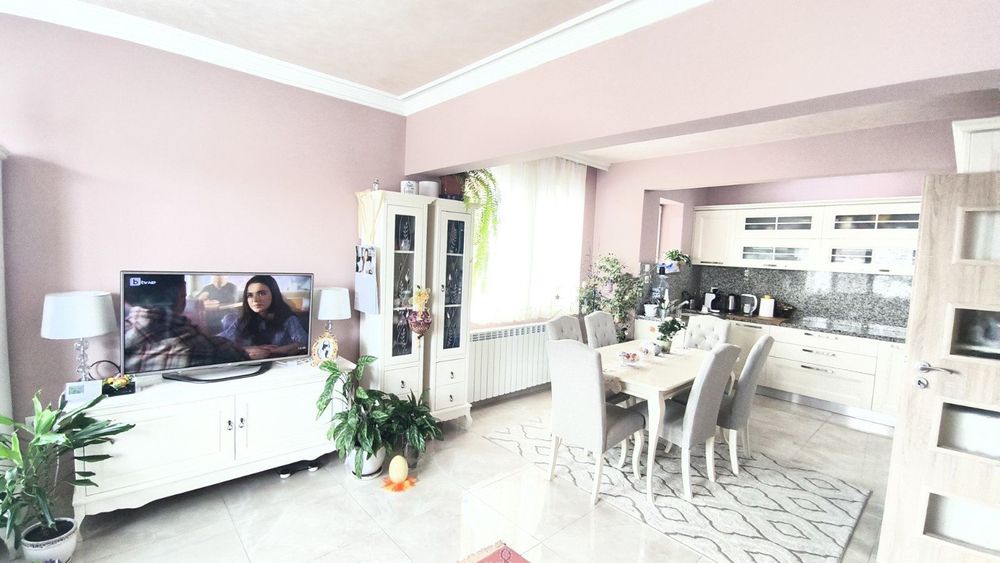 Продава се Многостаен апартамент в Пловдив, Прослав - 180 кв.м за 1550 €/кв.м - Снимка #1