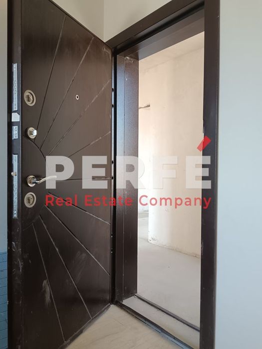 Продава се Многостаен апартамент в Поморие - 118 кв.м за 1500 €/кв.м - Снимка #2