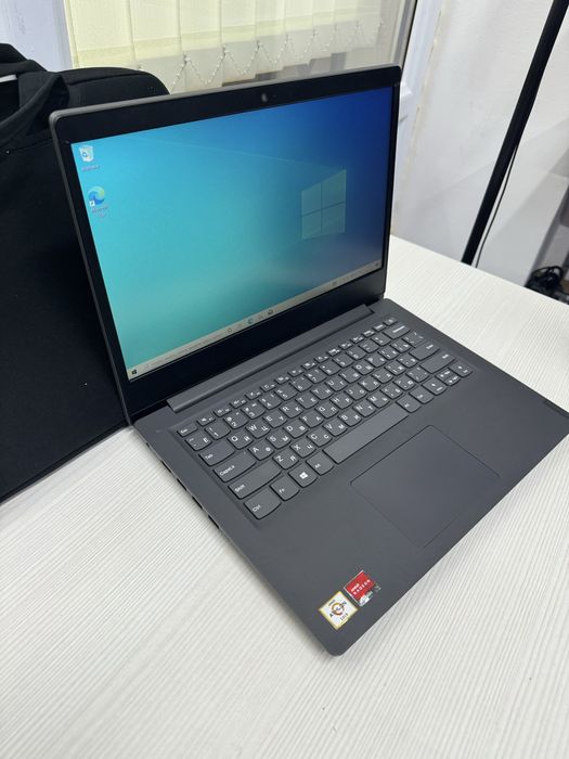 ноутбук Lenovo компактный легкий тонкий быстрый ОЗУ 8gb SSD 128gb