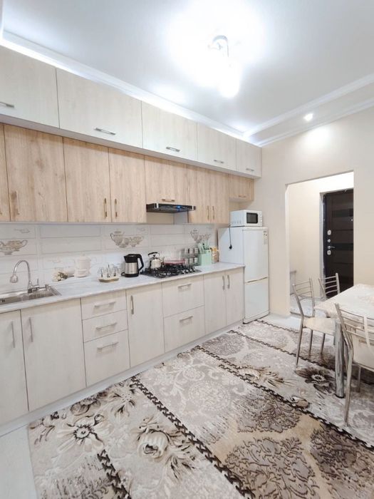 Срочна сдается 2 комнатная квартира Шаумяна