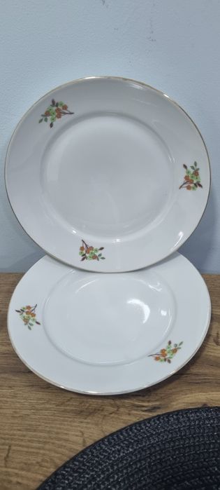 Български чинии 2бр