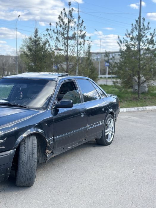 Продам audi 100c4