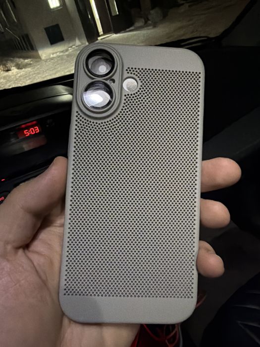 Чехол на iPhone 17