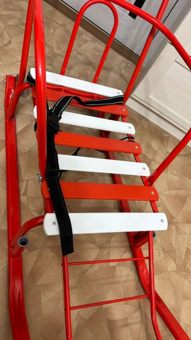 Продам санки детские