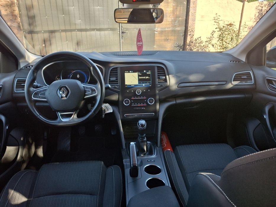 Renault megane 4/ 2019/1.5 dci Rate