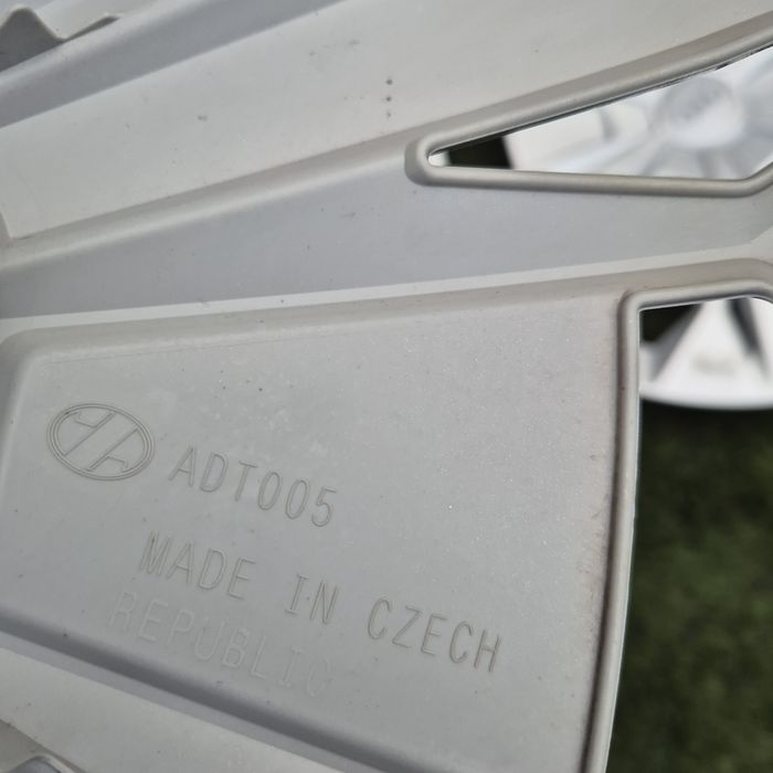 Set capace Jante R 17 Audi