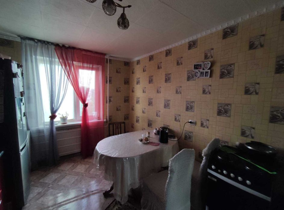 Продам 3-х комн. ул. Камзина, 57