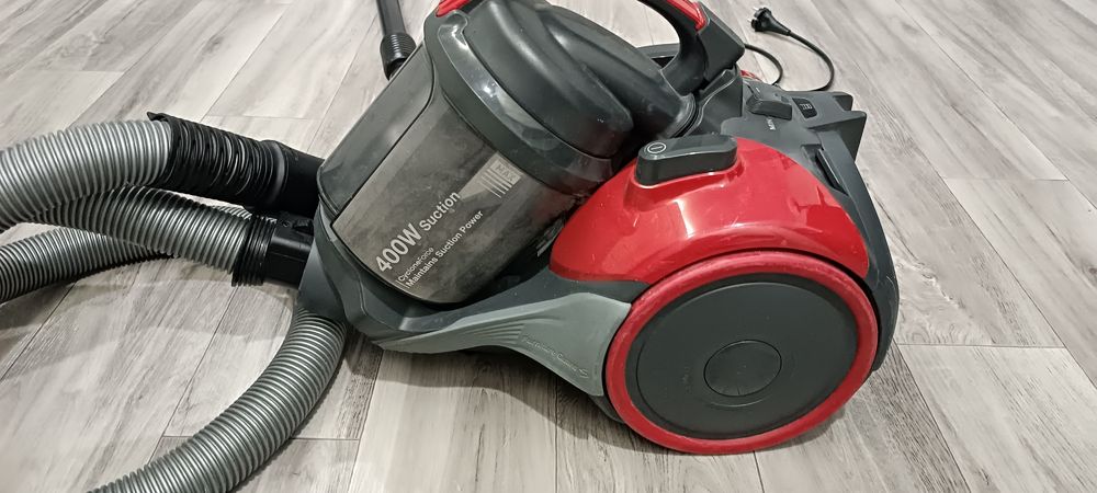 Продам мощный пылесос в идеальном состоянии