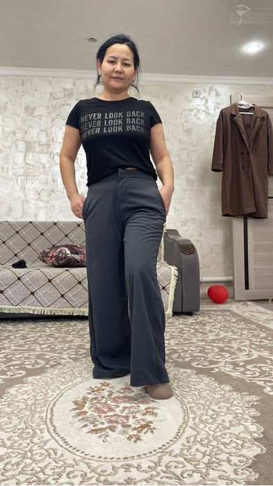 Пальто весна 8000 брюки класика 5000