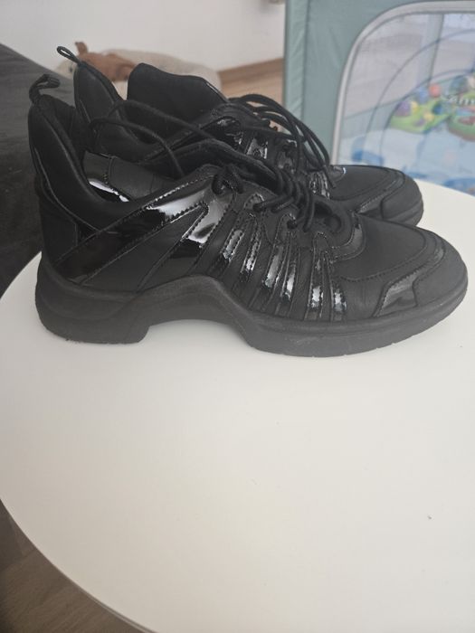 Обувки Togoshi, размер 38