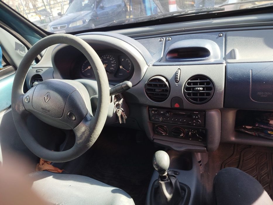 Продавам рено канго