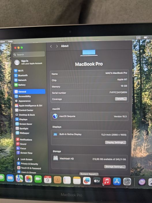 Лаптоп Macbook PRO 13 M1 2020 16GB 256GB SSD с НОВА БАТЕРИЯ