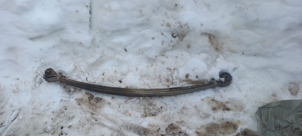 Продам запчасти уаз рессор на прицеп