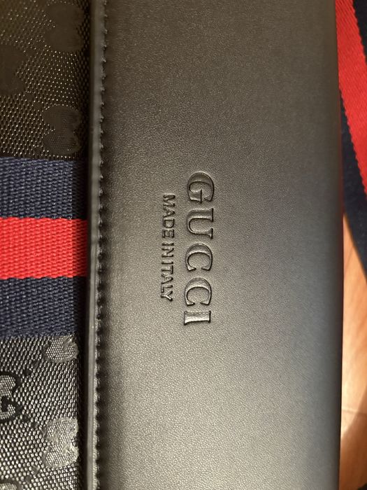 Продам барсетку.