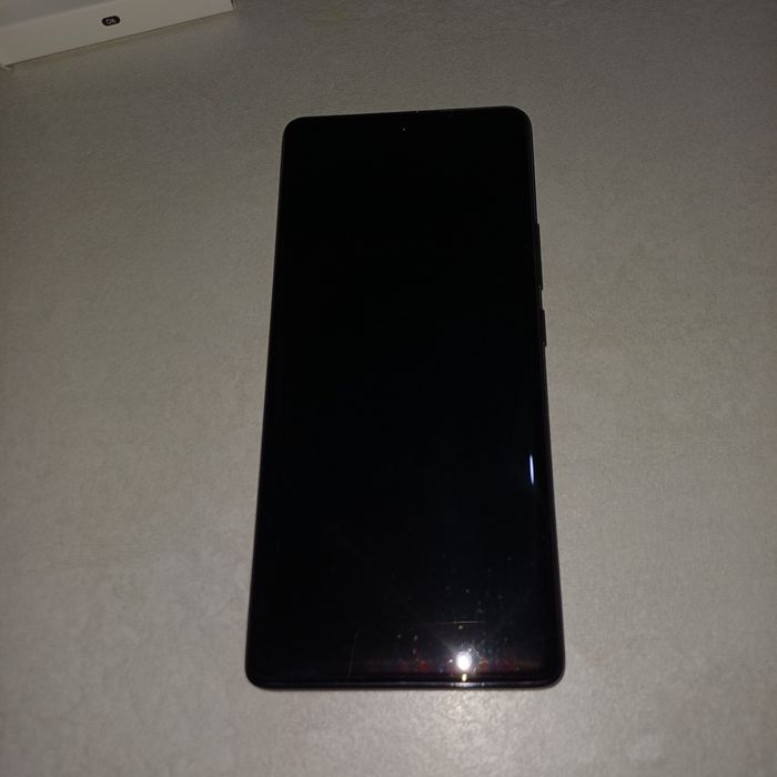 Продам телефон либо обмен на Алису