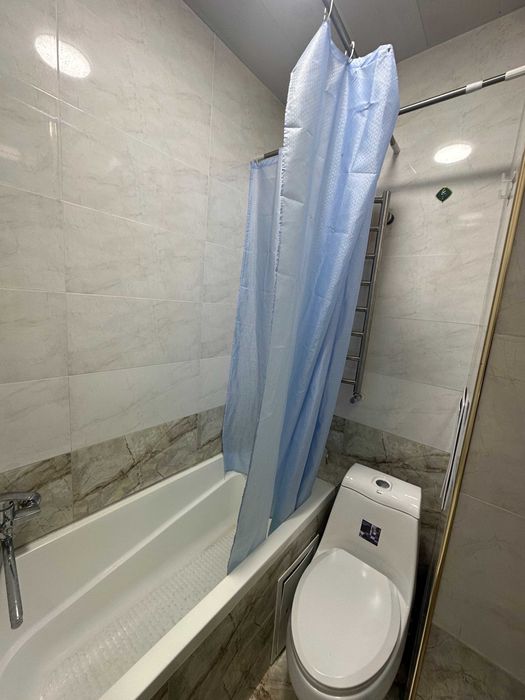 1 xonali 36m kvadrat novastroykadan kvartira sotiladi.