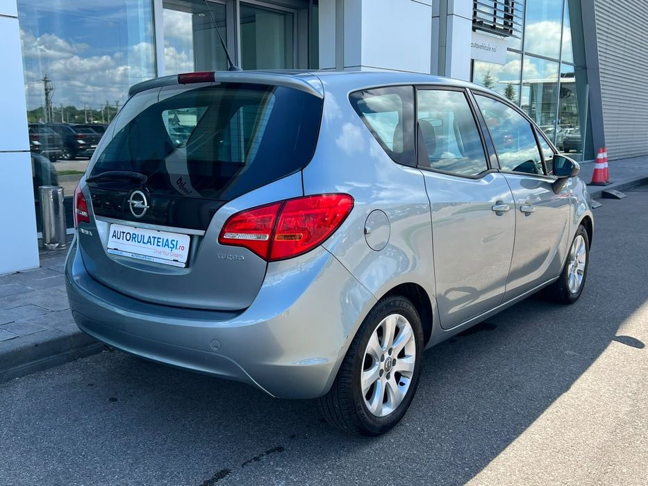 Opel Meriva Clima pe 2 zone, Pilot automat, Computer bord, Volan piele