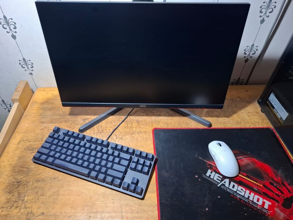 Продается монитор