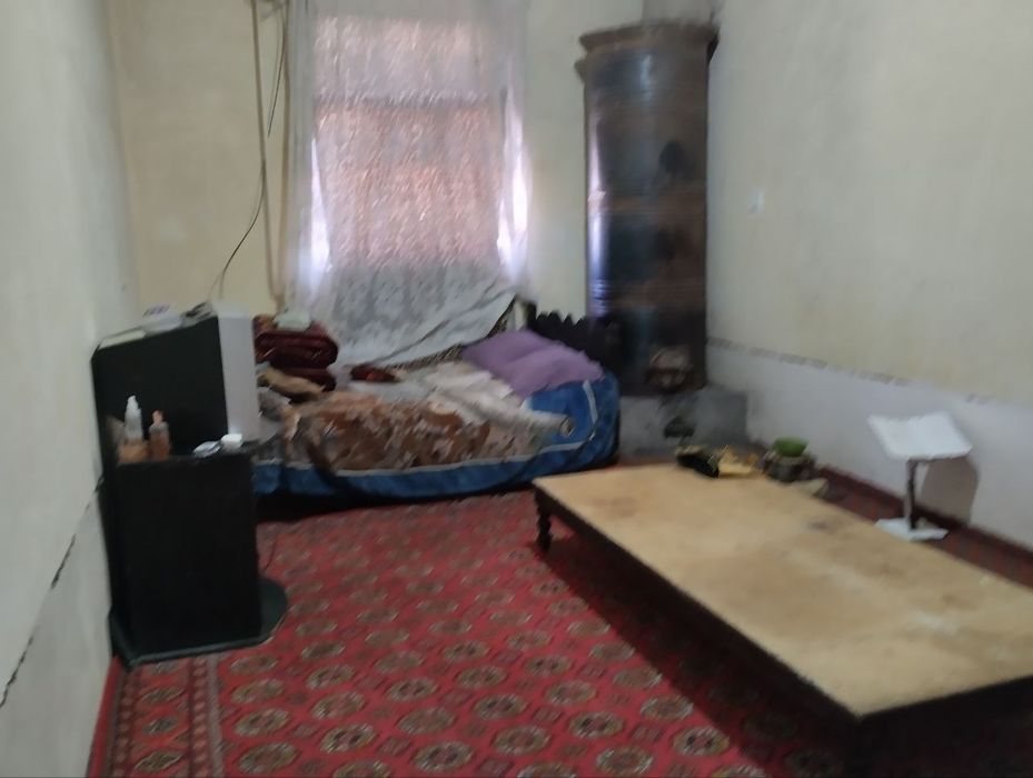 Cholishda uy sotilodi