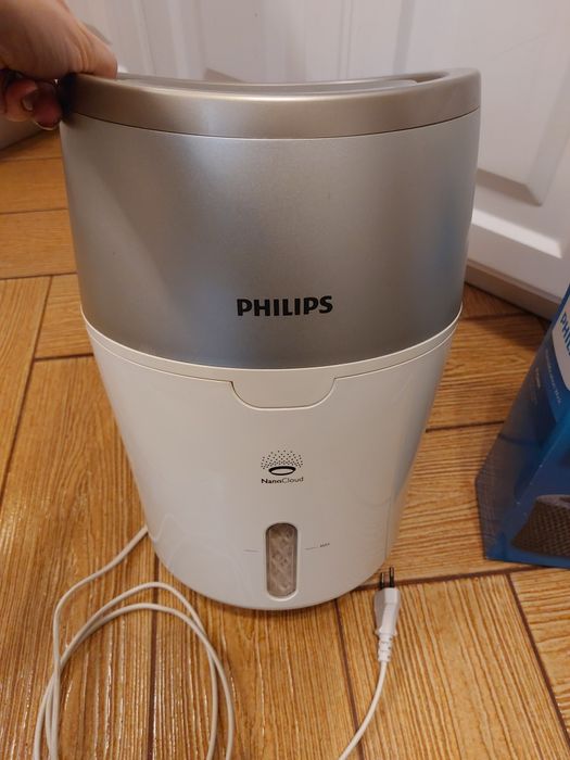 Umidificator aer Philips Nano Cloud. Filtru sigilat.