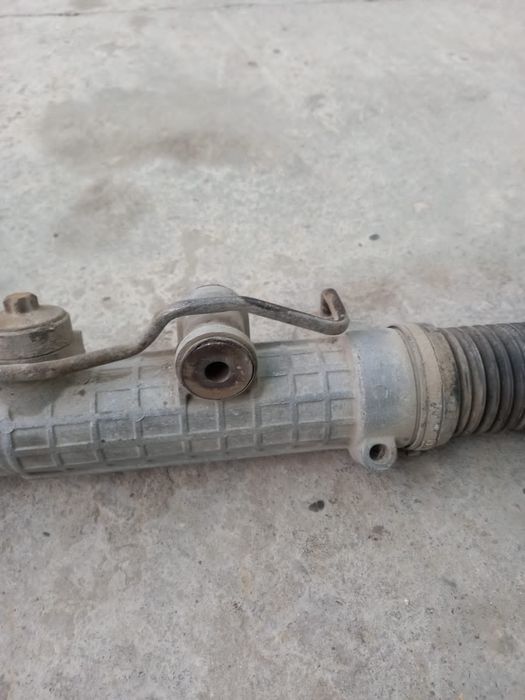 Рулевая рейка на w220 мерседес.